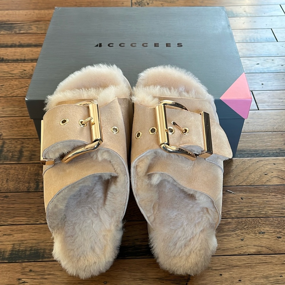 Accccees Mellow Laze Fuzzy Slides
